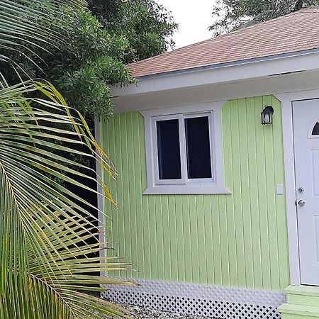 Budget & Basic In Local Neighborhood, 7Min Drive To Downtown Nassau Beach Paradise Lejlighed Eksteriør billede